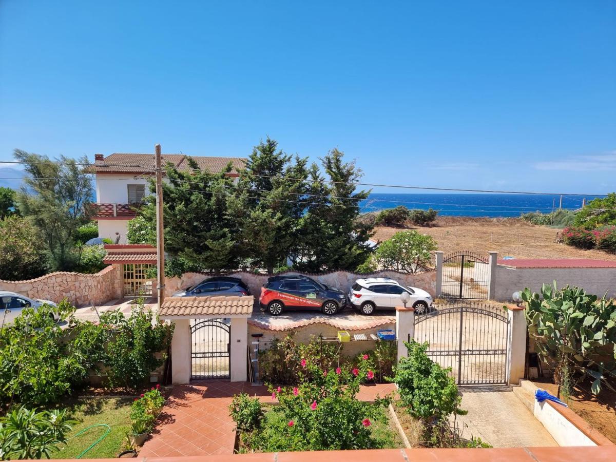 Villa Flora - With Sea View, 2 Minutes Walk To Beach Trappeto  Extérieur photo