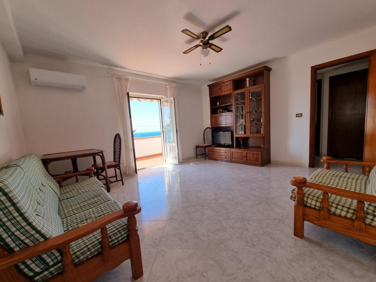 Villa Flora - With Sea View, 2 Minutes Walk To Beach Trappeto  Extérieur photo